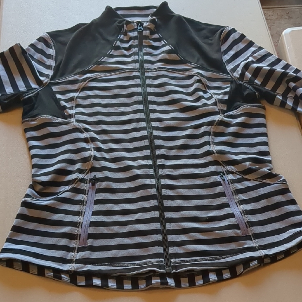 Lululemon Forme Jacket size 12